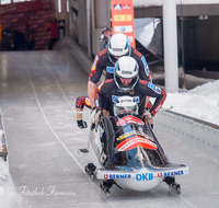 fileadmin/roha/images_galerie/Freizeit-Sport/Bob/SPO-BOB-BGD-0008-13-D-roha-Sport-Winter-Eis-Vierer-Bob-Berchtesgaden-Koenigssee-Start.png