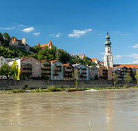 fileadmin/roha/images_galerie/orte_landschaft/Burghausen/BURGH-PAN-0041-D-roha-Burghausen-Salzach-Burg.png