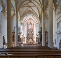 fileadmin/roha/images_galerie/kirche_religion/Berchtesgaden/KKKM-BGD-STIF-0001-D-roha-Kirche-Berchtesgaden-Stiftskirche.png