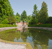 fileadmin/roha/images_galerie/orte_landschaft/Salzburg/Hellbrunn-Steintheater/SA-HELLBR-WASS-0002-17-D-roha-Salzburg-Schloss-Hellbrunn-Wasserspiele.png