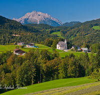 fileadmin/roha/images_galerie/orte_landschaft/Berchtesgaden/Marktschellenberg-Ettenberg/BGD-ETTENB-0006-D-roha-Berchtesgaden-Ettenberg-Kirche-Hochkalter-Landwirtschaft.png