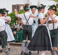 fileadmin/roha/images_galerie/brauchtum/Tracht/BR-TRACH-PID-0001-01-D-roha-Brauchtum-Tracht-Piding-Staufenecker-Tanz.png