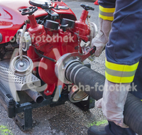 fileadmin/roha/images_galerie/Feuerwehr-Florianijuenger/FFW-TEI-LEIST-0009-2-D-roha-Teisendorf-Feuerwehr-Rossdorf-Uebung_Kopie.jpg