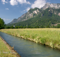 fileadmin/roha/images_galerie/orte_landschaft/Salzburg/Almkanal/SA-B-ALMK-GROED-0014-D-roha-Salzburg-Almkanal-Wasser-Gerinne-Groedig-Untersberg.png