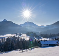 fileadmin/roha/images_galerie/orte_landschaft/Berchtesgaden/Marktschellenberg-Ettenberg/BGD-ETTENB-0001-01-D-roha-Berchtesgaden-Ettenberg-Winter-Sonne-Stimmung.png