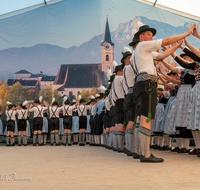 fileadmin/roha/Gautrachtenfest/Bilderglalerie/Gaufest-2023/Gauheimatabend/BR-GAUFEST-TEIS-2023-2-2013-02-D-roha-Tracht-Gaufest-Teisendorf.png