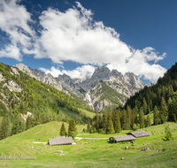 fileadmin/roha/images_galerie/orte_landschaft/Berchtesgaden/Nationalpark_Klausbachtal_Wimbachtal_-Klamm/BGD-NAT-BIND-0023-6-D-M-roha-Berchtesgaden-Nationalpark-Bindalm-Almhuette-Muehlsturzhoerner.png