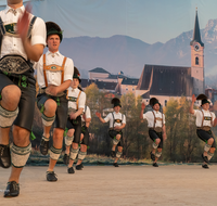 fileadmin/roha/Gautrachtenfest/Bilderglalerie/Gaufest-2023/Gauheimatabend/BR-GAUFEST-TEIS-2023-2-2028-02-D-roha-Tracht-Gaufest-Teisendorf.png