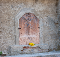 fileadmin/roha/images_galerie/orte_landschaft/Salzburg/Festung/SA-FESTU-HOF-0002-D-roha-Salzburg-Festung-Hof-Relief-Marmor.png