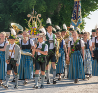 fileadmin/roha/images_galerie/orte_landschaft/Teisendorf/Weildorf/Weildorf-Trachtenfest/BR-TRACHT-FEST-WEIL-18062017-0846-0-01-D-roha-Brauchtum-Trachtenfest-Weildorf-Neukirchen.png