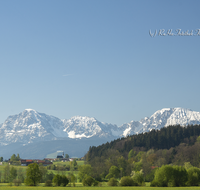 fileadmin/roha/images_galerie/Hintergrund-Download/1024x800/LANDS-PET-0007-D-roha-Landschaft-Petting-Hochstaufen-Wimmern.png