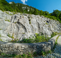 fileadmin/roha/images_galerie/orte_landschaft/Schneizlreuth/SCHNEILZL-WEISSB-GLE-0014-D-roha-Weissbach-Gletschergarten.png