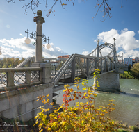 fileadmin/roha/images_galerie/orte_landschaft/Laufen/LAUF-BRUE-0071-D-roha-Laufen-Salzach-Bruecke-Fluss-Herbst.png