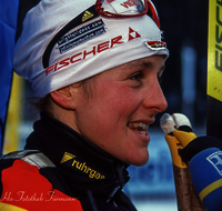 fileadmin/roha/images_galerie/Freizeit-Sport/Biathlon/2001_Biathlon/SPO-BIATH-0000-2001-01-10-Ruhpolding-Biathlon-4878-Sport-Uschi-Disl.png