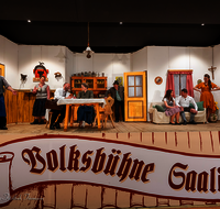 fileadmin/roha/images_galerie/orte_landschaft/Saaldorf/Theater/SAAL-THEAT-2024-2101-D-roha-Saaldorf-Theater-Urschl.png