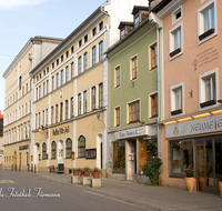 fileadmin/roha/images_galerie/orte_landschaft/Teisendorf/Teisendorf-Markt/TEI-MA-0027-D-roha-Teisendorf-Markt-Strasse.png