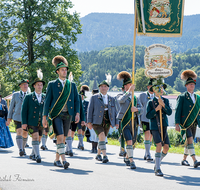 fileadmin/roha/images_galerie/orte_landschaft/Teisendorf/Neukirchen/Trachtenfest-Neukirchen-2019/BR-FEST-NEUK-TRACH-2019-08-11-1156-04-D-roha-Brauchtum-Fest-Neukirchen-Trachtenverein-Festzug.png