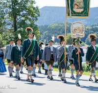 fileadmin/roha/images_galerie/orte_landschaft/Teisendorf/Neukirchen/Trachtenfest-Neukirchen-2019/BR-FEST-NEUK-TRACH-2019-08-11-1156-04-D-roha-Brauchtum-Fest-Neukirchen-Trachtenverein-Festzug.png