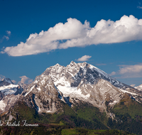 fileadmin/roha/images_galerie/orte_landschaft/Berchtesgaden/Watzmann/BGD-WATZ-0026-D-roha-Berchtesgaden-Watzmann-Gipfel-Wolken-Fruehling.png