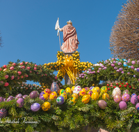 fileadmin/roha/images_galerie/brauchtum/Ostern/BR-OST-BRUNNEN-0009-1-D-roha-Brauchtum-Ostern-Osterbrunnen-Bad-Reichenhall-Florianiplatz-Ostereier.png