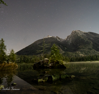 fileadmin/roha/images_galerie/orte_landschaft/Berchtesgaden/Ramsau/LANDS-HIM-NA-STE-HI-0001-2009-D-roha-Landschaft-Himmel-Nacht-Sterne-Hintersee-Ramsau-Hochkalter-Winter.png