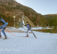 fileadmin/roha/images_galerie/Freizeit-Sport/Biathlon/RUH-BIATH-0010-D-roha-Ruhpolding-Chiemgau-Arena-Biathlon-Schneeband-Loipe-Langlaeufer-Sprungschanze.png