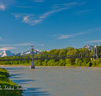 fileadmin/roha/images_galerie/orte_landschaft/Laufen/LAUF-BRUE-0020-D-roha-Laufen-Salzach-Bruecke-Wasser-Fluss-Lattengebirge-Watzmann-Hochstaufen.png