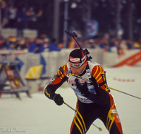 fileadmin/roha/images_galerie/Freizeit-Sport/Biathlon/2002-Biathlon/SPO-BIATH-0000-2002-01-17-Ruhpolding-Biathlon-4948.png