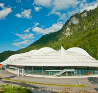 fileadmin/roha/images_galerie/orte_landschaft/Inzell/INZ-EISSTAD-0001-D-roha-Inzell-Eis-Stadion.png