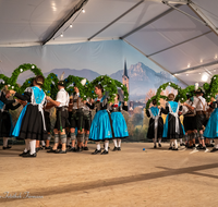 fileadmin/roha/images_galerie/orte_landschaft/Teisendorf/Gaufest-GauverbandI-Freitag14.-Sonntag23.Juli2023/BR-GAUFEST-TEIS-2023-2-2120-2-D-roha-Tracht-Gaufest-Teisendorf.png