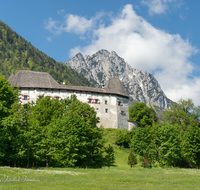 fileadmin/roha/images_galerie/orte_landschaft/Piding/PID-STAUFENECK-0069-01-D-roha-Piding-Staufeneck-Schloss-Hochstaufen.png