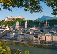 fileadmin/roha/images_galerie/orte_landschaft/Salzburg/Titelbilder/SA-ALTST-0014-D-roha-Salzburg-Altstadt-Festung-Hohensalzburg-Salzach-Untersberg.png