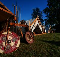 fileadmin/roha/images_galerie/brauchtum/Ritter-Mittelalter/Mittelalterfest-Laufen/BR-MITTELALT-LAUF-2023-1810-1-D-roha-roha-Brauchtum-Mittelalterfest-Laufen.png