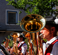 fileadmin/roha/images_galerie/orte_landschaft/Teisendorf/Teisendorf-Marktstrasse-Konzert/TEI-MA-STA-KON-2024-1-0016-D-roha-Teisendorf-Marktstrasse-Standkonzert.png