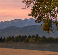 fileadmin/roha/random/galerie/STIM-SAALD-WATZ-0001-D-roha-Stimmung-Sonnenaufgang-Saaldorf-Watzmann.png