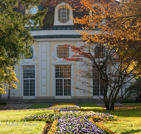 fileadmin/roha/images_galerie/orte_landschaft/Bad-Reich-Kurgarten-Beleuchtung/BAD-REI-KURGAR-0013-04-D-roha-Bad-Reichenhall-Kurgarten-Rotunde-Herbst.png