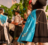 fileadmin/roha/Gautrachtenfest/Bilderglalerie/Gaufest-2023/Gauheimatabend/BR-GAUFEST-TEIS-2023-2-2122-3-D-roha-Tracht-Gaufest-Teisendorf.png