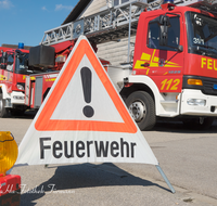 fileadmin/roha/images_galerie/Feuerwehr-Florianijuenger/FFW-TEI-WARN-0008-D-roha-Feuerwehr-Teisendorf-Warndreieck.png