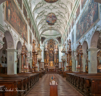 fileadmin/roha/images_galerie/orte_landschaft/Salzburg/St-Peter-Katakomben/SA-STPETER-0013-2-D-roha-Salzburg-Kirche-Sankt-Peter-Altar.png