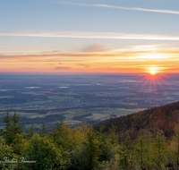 fileadmin/roha/images_galerie/stimmung-Sonne/Sonnenaufgang/SON-AU-TEIS-B-0001-0511-01-D-roha-Sonnenaufgang-Teisenberg-Rupertiwinkel.png