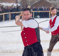 fileadmin/roha/images_galerie/brauchtum/Schnalzen/Schoenram-Gauschnalzen/BR-SCHNA-300-1349-01-D-roha-Brauchtum-Aper-Schnalzen-Goassl-Schoenram-Winter-Rupertigau-Rupertiwinkel.png