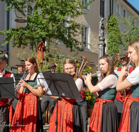 fileadmin/roha/images_galerie/orte_landschaft/Teisendorf/Teisendorf-Marktstrasse-Konzert/TEI-MA-STA-KON-2024-1-4059-D-roha--Teisendorf-Marktstrasse-Standkonzert.png