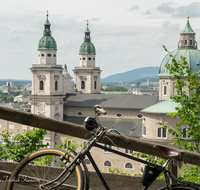 fileadmin/roha/images_galerie/Freizeit-Sport/Mountainbike-Radfahren/SA-DOM-RA-0002-D-roha-Salzburg-Dom-Dach-Kuppel-Zwiebelturm-Radl.png