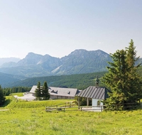 fileadmin/roha/reportagen/Stoisser-Alm-Kapelle-Gipfelkreuz-8-2017/TEI-STO-0024-P-D-roha-Teisendorf-Anger-Stoisseralm-Alm-Untersberg-Hochstaufen-Zwiesel-Kapelle-Zaun.jpg