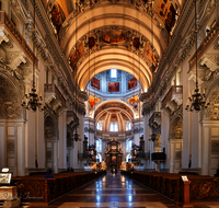 fileadmin/roha/images_galerie/orte_landschaft/Salzburg/Dom/SA-DOM-0020-D-roha-Salzburg-Dom-Kirchenschiff.png