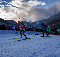 fileadmin/roha/images_galerie/Freizeit-Sport/Biathlon/2017-Biathlon/SPO-BIATH-2017-1511-4693-D-roha-Sport-Biathlon-Ruhpolding-Chiemgau-Arena-Winter-Schnee-Jubel.png