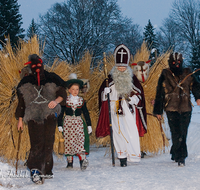 fileadmin/roha/images_galerie/brauchtum/Weihnachten-Buttnmandl/BR-WEIH-BUT-LOIP-0001-D-roha-Brauchtum-Weihnachten-Buttenmandl-Loipl-Nikolaus-Berchtesgaden-Maske.png