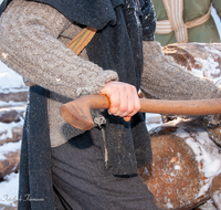 fileadmin/roha/images_galerie/Landwirtschaft/Forst-Holzknecht/HOLZKNE-HAM-0015-1220-12-D-roha-Holzknecht-Schlitten-Winter-Siegsdorf-Hammer-Winterzug.png