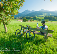 fileadmin/roha/images_galerie/Freizeit-Sport/Mountainbike-Radfahren/SPO-MOUN-ANG-0012-D-roha-Sport-Mountainbike-Radfahren-Anger-Hochstaufen-Zwiesel-Hoeglwoerth-Bank.png