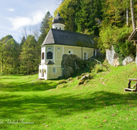 fileadmin/roha/images_galerie/orte_landschaft/Aschau/ASCHAU-SACHR-OELB-0003-D-roha-Aschau-Sachrang-Muellner-Peter-Oelberg-Kapelle-Wegkreuz.png